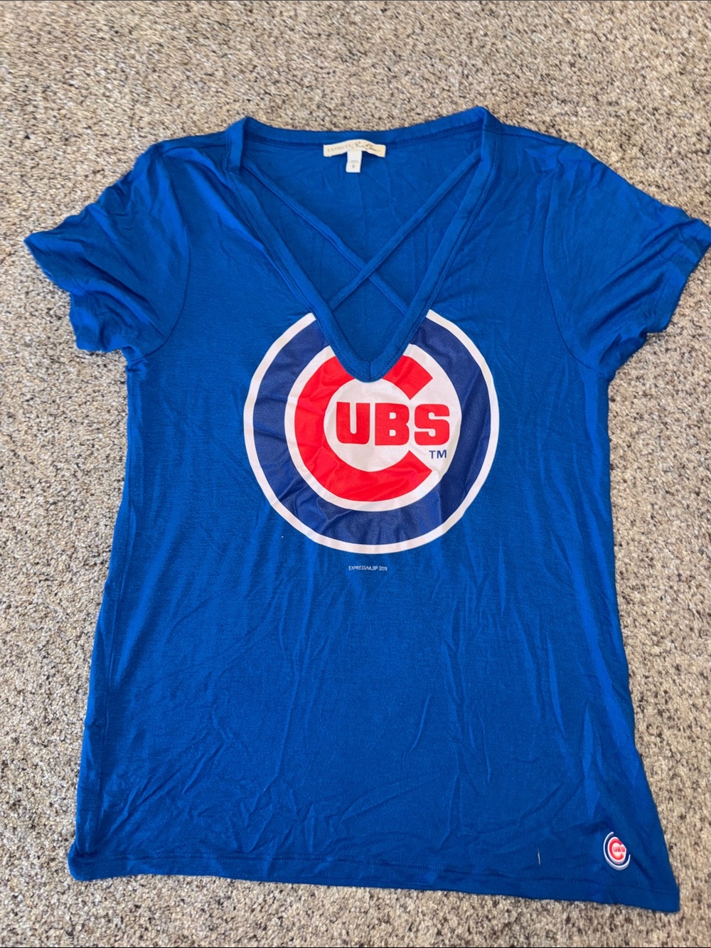 Express Blue Chicago Cubs Crisscross V-Neck Tee